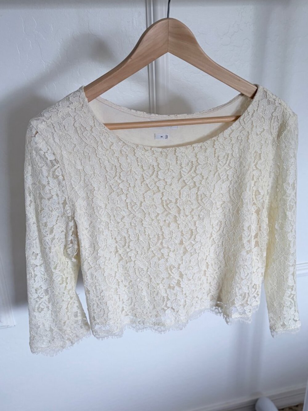 NWOT Babaton Ivory Lace Long Sleeve Top - M